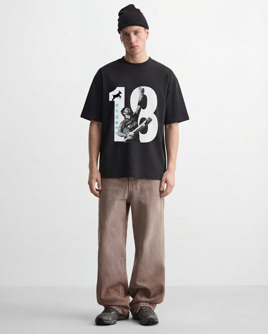 “18 Number” Graphic T-Shirt – Minimal Icon Streetwear